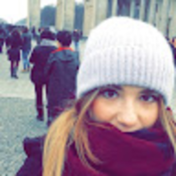 holly_iversen